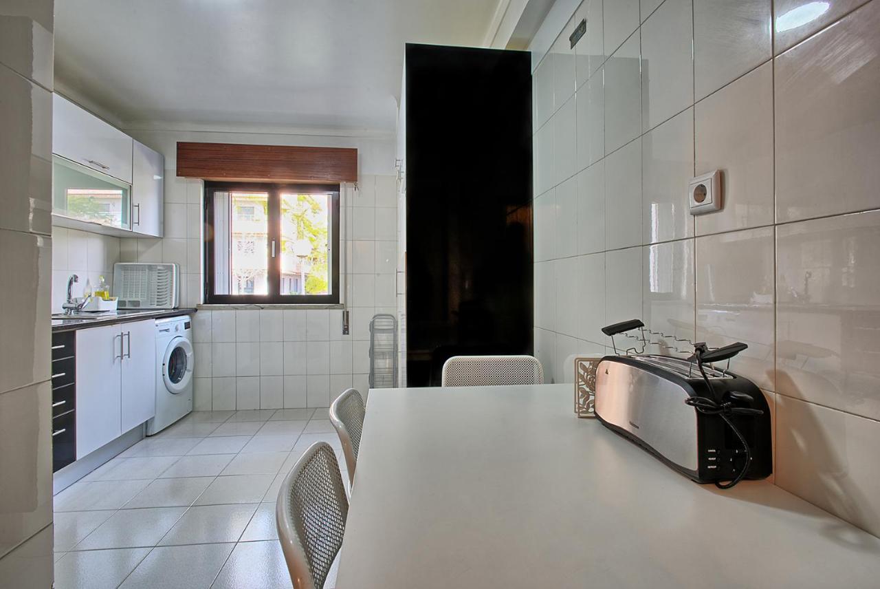 Ferienwohnung Garden Cristo Rei Lissabon Exterior foto